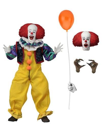 IT FIGURA 20 CM PENNYWISE CLOTHED ACTION FIGURE IT 1990