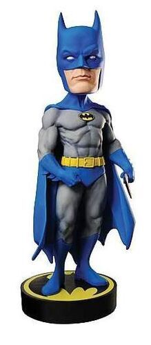 BATMAN CABEZON 20 CM DC CLASSICS HEAD KNOCKER                              