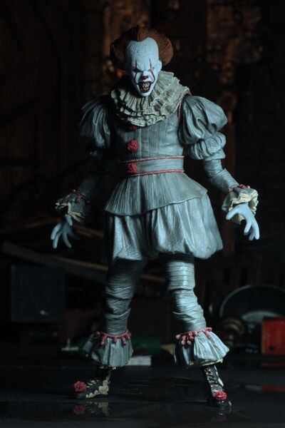 IT ULTIMATE DANCING CLOWN PENNYWISE