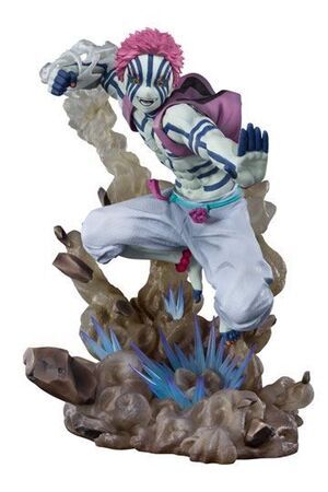 GUARDIANES DE LA NOCHE FIGURA 18 CM AZAKA UPPER THREE