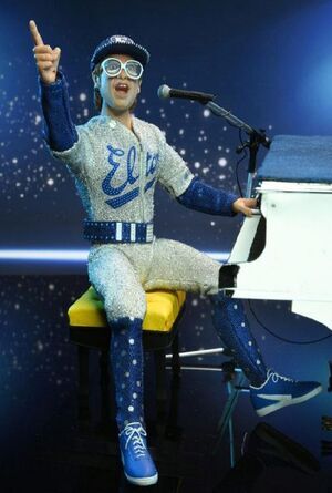 ELTON JOHN LIVE 1975 FIG 20 CM ELTON JOHN CLOTHED ACTION