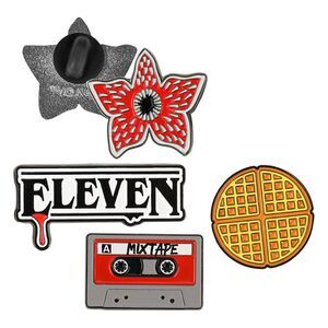 STRANGER THINGS PACK 4 PINS CHAPAS TEMPORADA 1