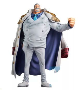 ONE PIECE FIGURA LEGENDARY HERO ICHIBANSHO MONKEY.D. GARP 25 CM
