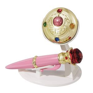 SAILOR MOON REPLICA EDICION SET TRANSFORMATION BROCHE Y EL DISGUISE PEN DE USAGI TSUKINO 6;5 CM Y 16 CM