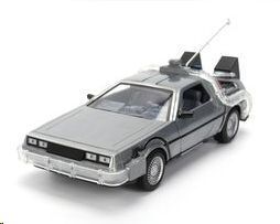REGRESO AL FUTURO SCALE HOLLYWOOD RIDES DELOREAN 40 ANIVERSARUI 1/24
