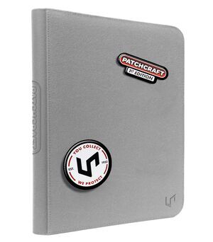 CARPETA CON 9 BOLSILLOS PATCHCRAFT ZIPPERED PRO-BINDER GRIS - ULTRA PRO