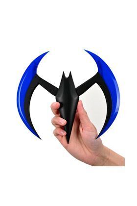 BATMAN BEYOND REPLICA 20 CM BATARANG BLUE WITH LIGTHS