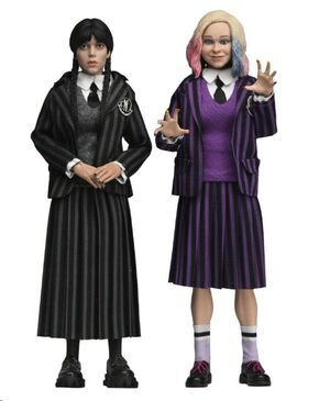 WEDNESDAY PACK 2 FIGURA MI�RCOLES ADDAMMS Y EDID (UNIFORME NEVERMORE) 20 CM