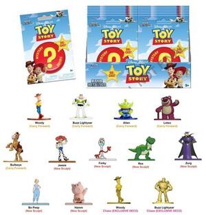 TOY STORY SOBRE SORPRESA NANO FIGURA MET�LICA SERIE 1